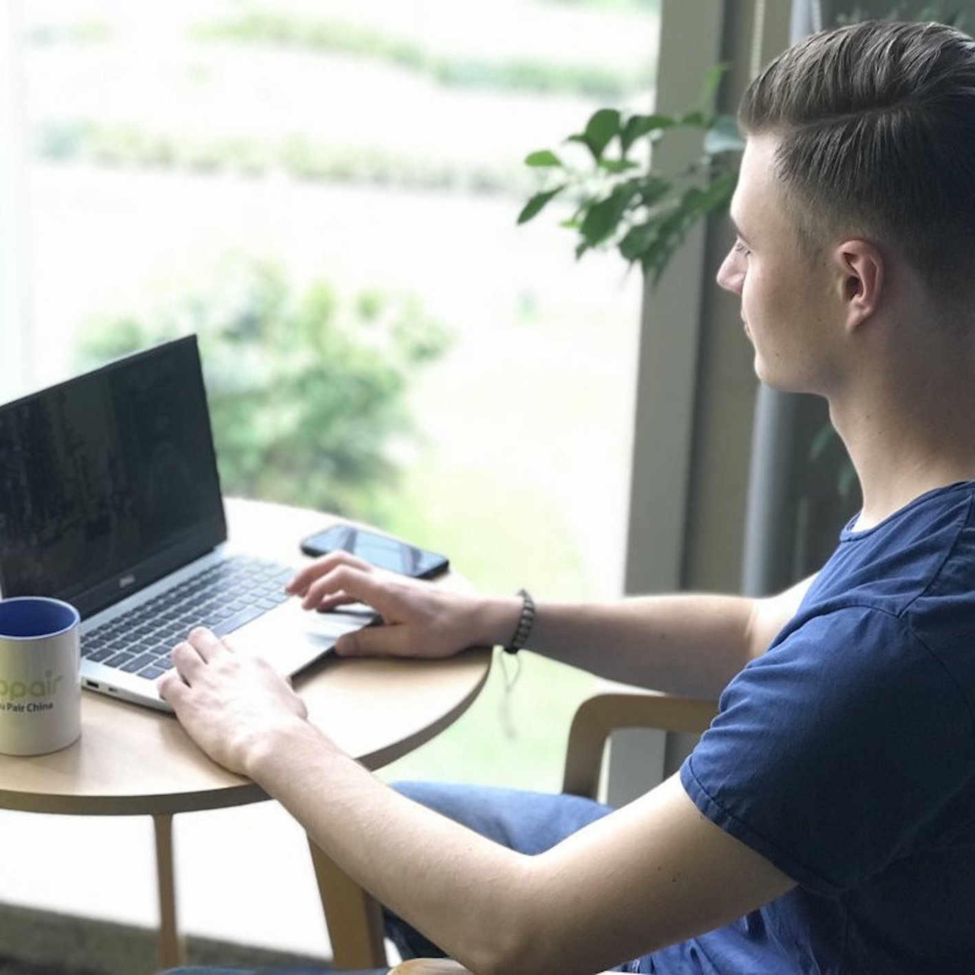 Learn to teach through online TEFL courses